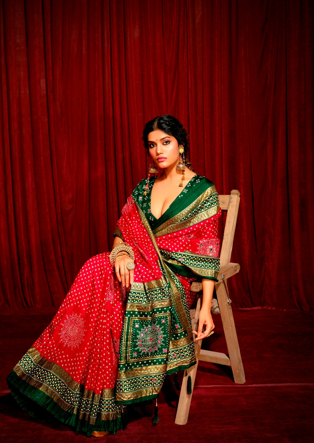 Exclusive Red with Dark Green Combination Pure Crush Patola Silk Designer Look Saree with Mirror and Zari Work