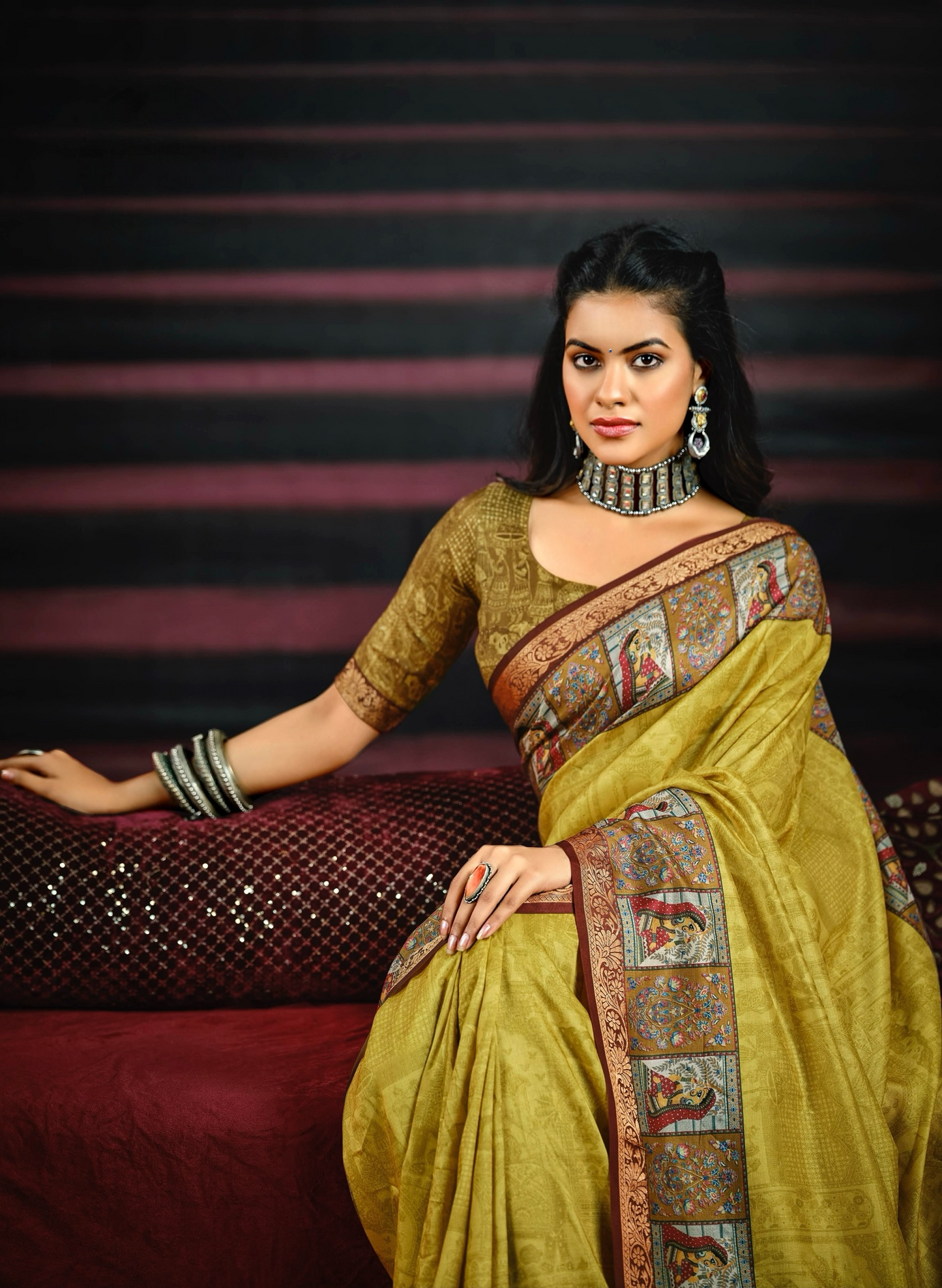 Classic Mustard Yellow Saree with Artistic Traditional Motifs and a Richly Designed Border, Perfect for Festive and Cultural Occasions