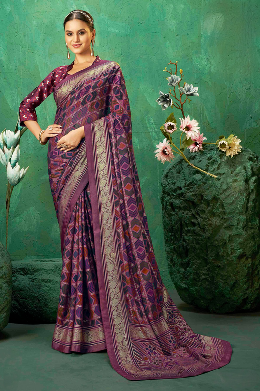 Exclusive Brasso fabric with Contemporary Geometric Pattern with luxurious Metallic border for Day Long Comfort.