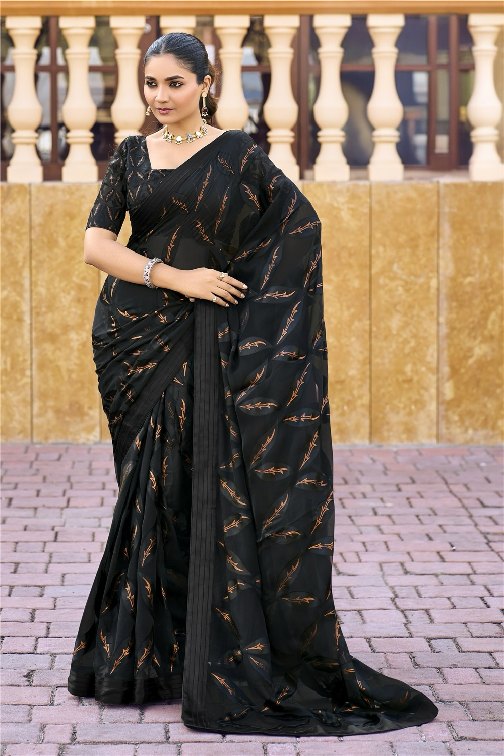 Black Abstract Pure Brasso Saree with Solid Pleats Border – Stylish Everyday & Party Wear Saree with Matching Blouse Piece